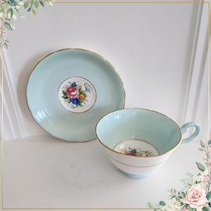 Tuscan made in England stunning teacup and saucer. Vintage